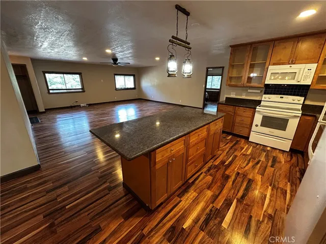 15305 Western Mine Road, Middletown, California 95461