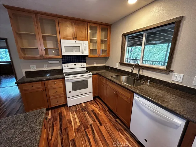 15305 Western Mine Road, Middletown, California 95461