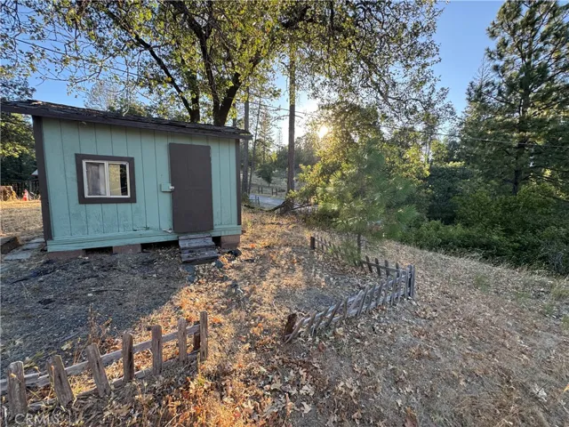 15305 Western Mine Road, Middletown, California 95461