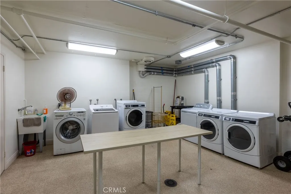 Laundry is included in HOA dues
