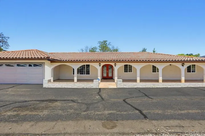 4 Bed, 3 Bath