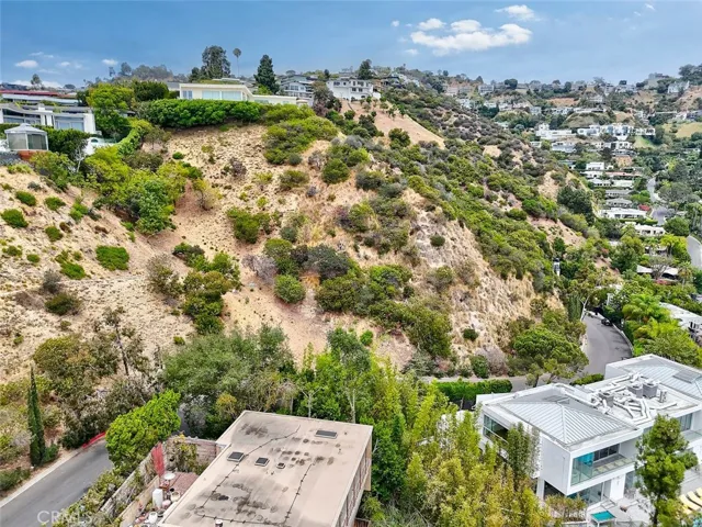 8875 Thrasher, West Hollywood, California 90069