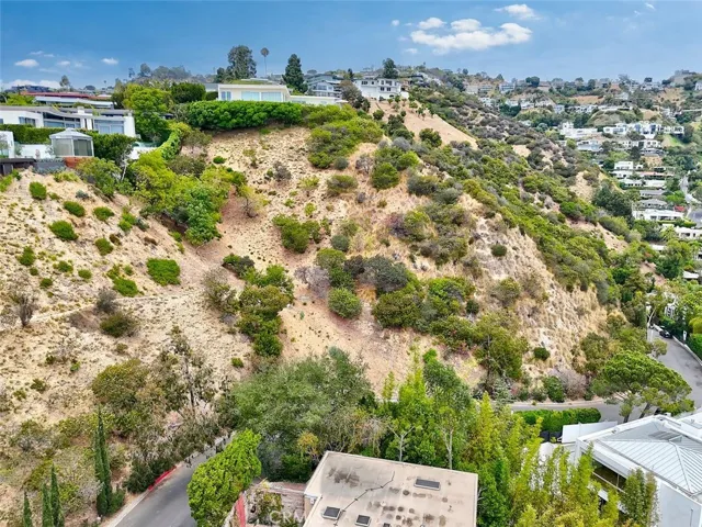 8875 Thrasher, West Hollywood, California 90069