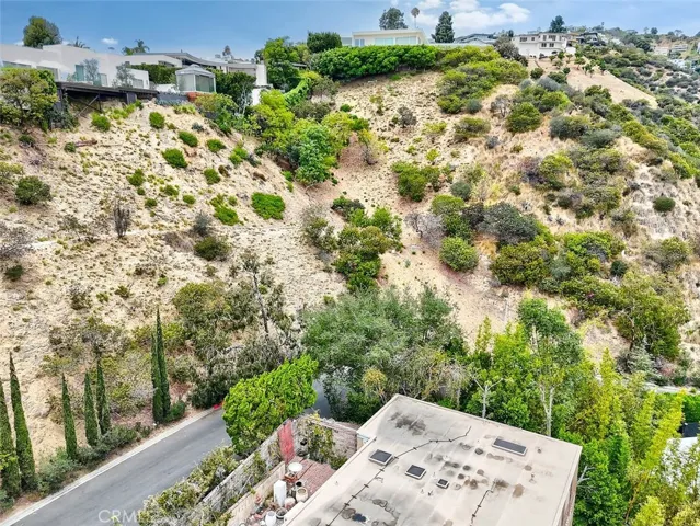 8875 Thrasher, West Hollywood, California 90069