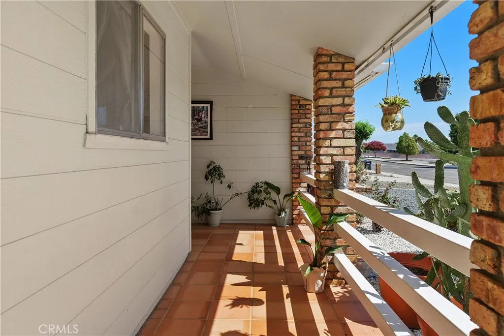 28183 Portsmouth, Menifee, California 92586 — photo 5