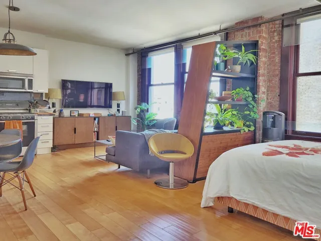 460 S Spring Street 908, Los Angeles, California 90013