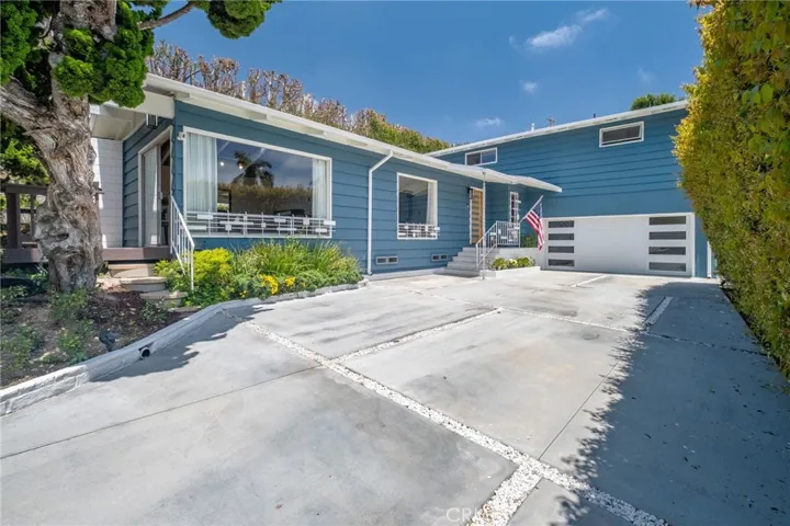 2324 W 37th, San Pedro, California 90732