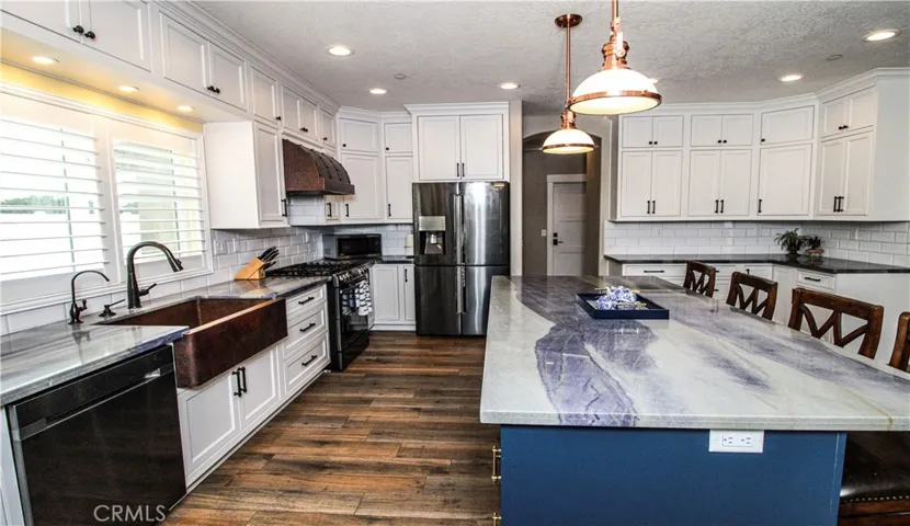 6761 Lurelane Avenue, Hesperia, California 92345