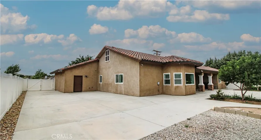 6761 Lurelane Avenue, Hesperia, California 92345