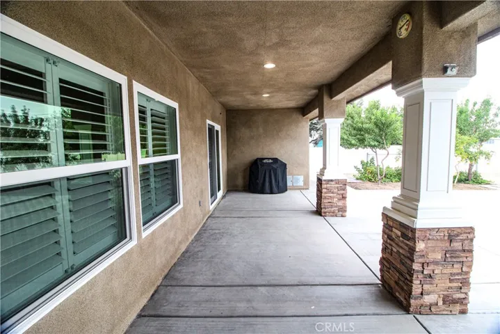 6761 Lurelane Avenue, Hesperia, California 92345