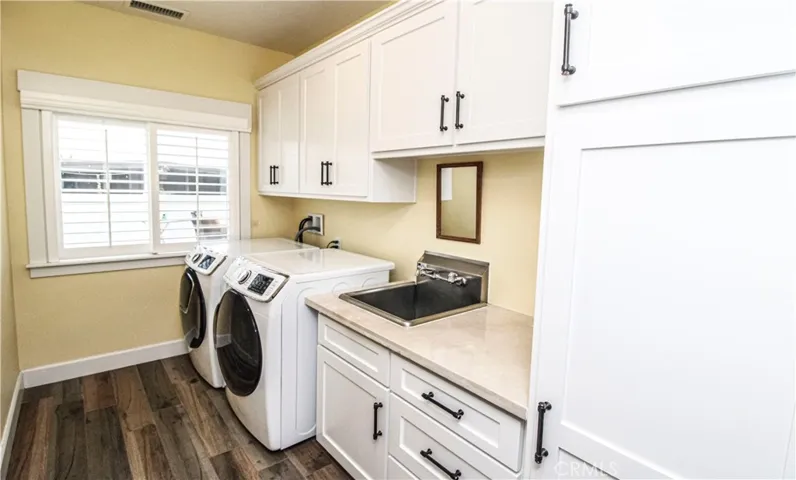 6761 Lurelane Avenue, Hesperia, California 92345