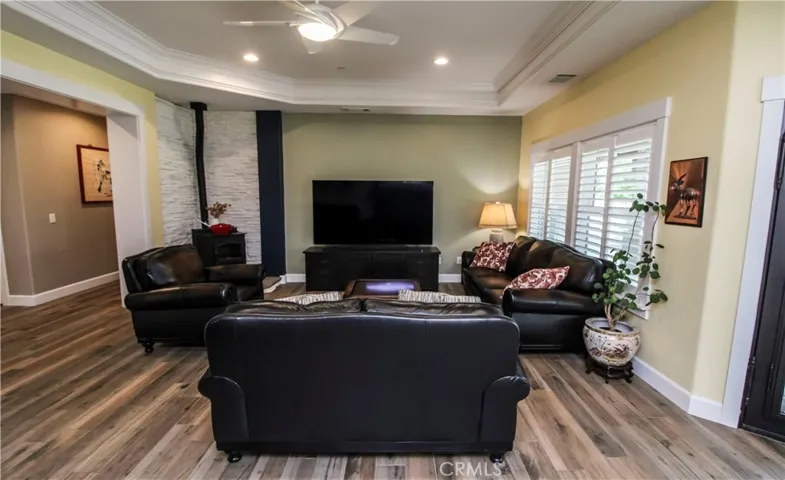 6761 Lurelane Avenue, Hesperia, California 92345
