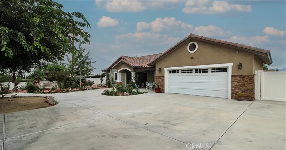 6761 Lurelane Avenue, Hesperia, California 92345