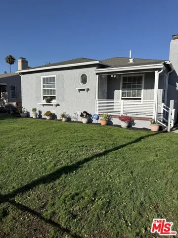 10318 S Manhattan Place, Los Angeles, California 90047
