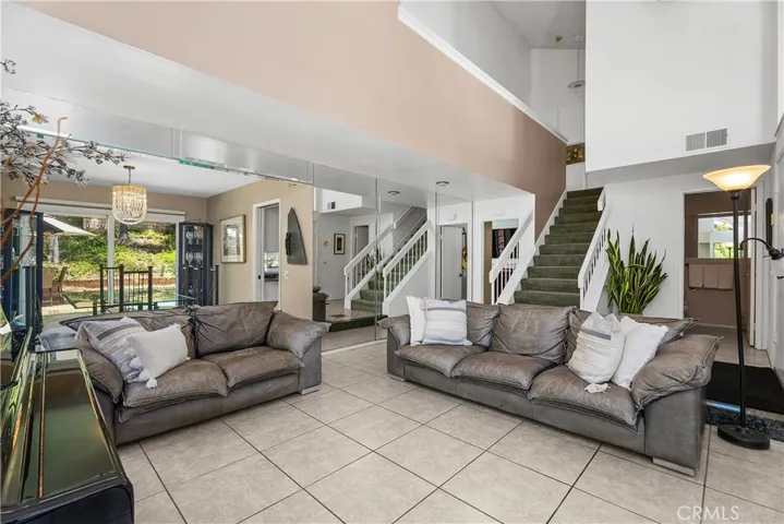 24405 Mockingbird Place, Lake Forest, California 92630