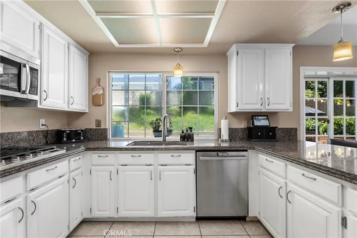 24405 Mockingbird Place, Lake Forest, California 92630