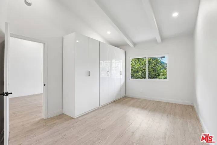2700 Cahuenga Boulevard E 4313, Los Angeles, California 90068