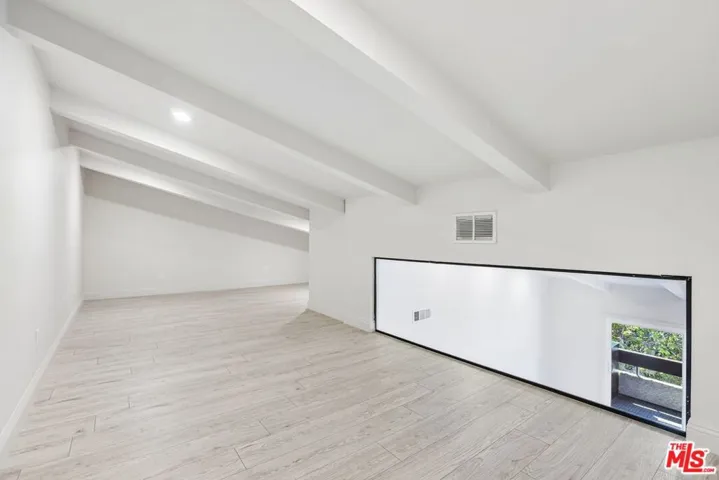2700 Cahuenga Boulevard E 4313, Los Angeles, California 90068