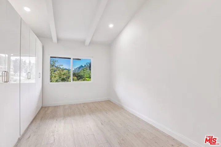 2700 Cahuenga Boulevard E 4313, Los Angeles, California 90068