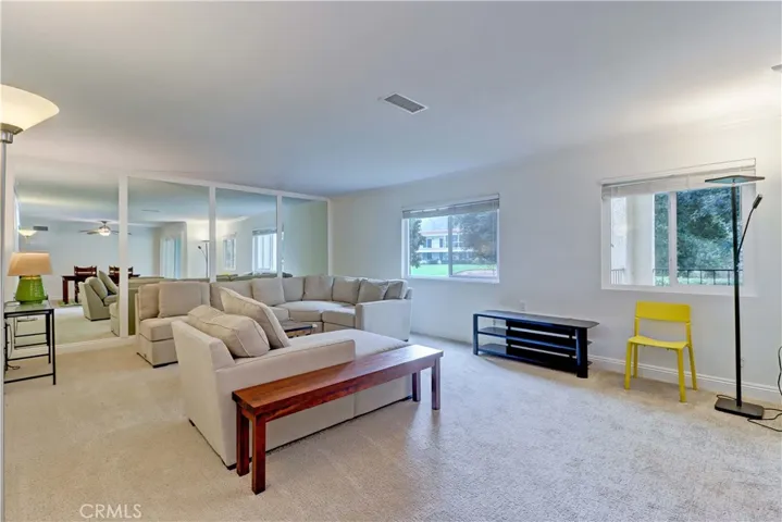 5519 Paseo Del Lago 1g, Laguna Woods, California 92637