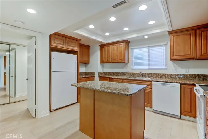 5519 Paseo Del Lago 1g, Laguna Woods, California 92637
