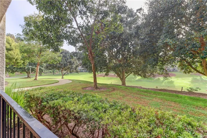 5519 Paseo Del Lago 1g, Laguna Woods, California 92637