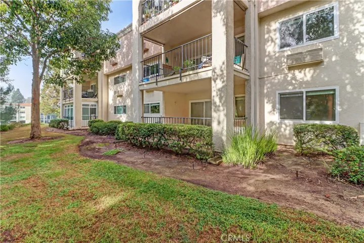 5519 Paseo Del Lago 1g, Laguna Woods, California 92637