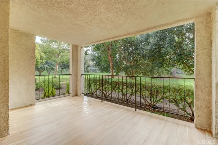 5519 Paseo Del Lago 1g, Laguna Woods, California 92637