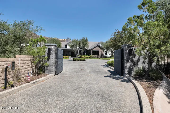 3129 Milestone Ave- HsHProd-125