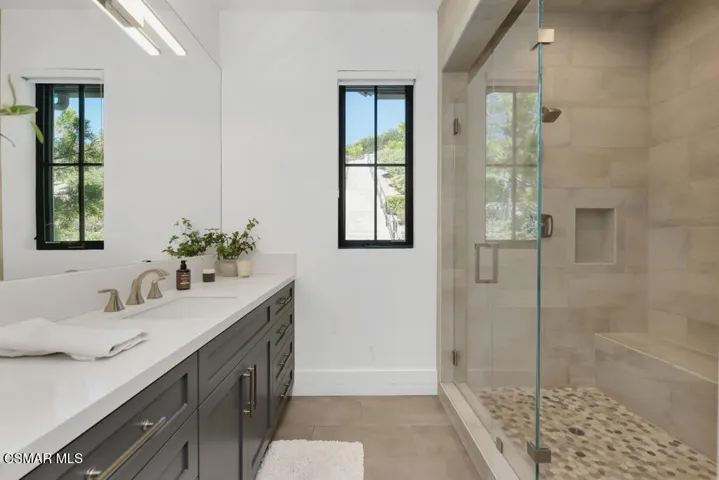 3129 Milestone Ave- HsHProd-112