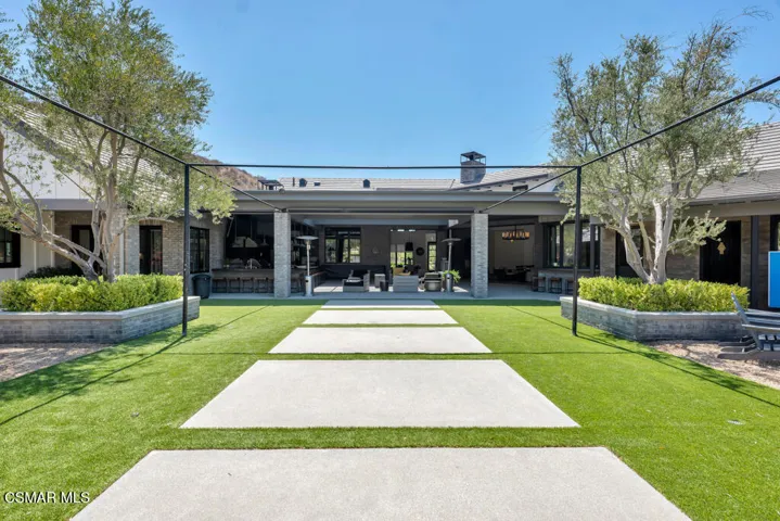 3129 Milestone Ave- HsHProd-206