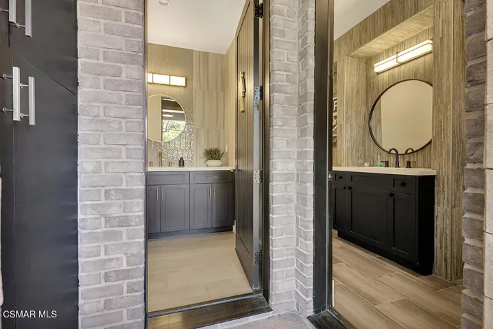 3129 Milestone Ave- HsHProd-122