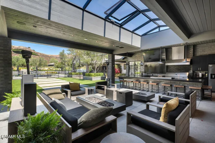3129 Milestone Ave- HsHProd-212