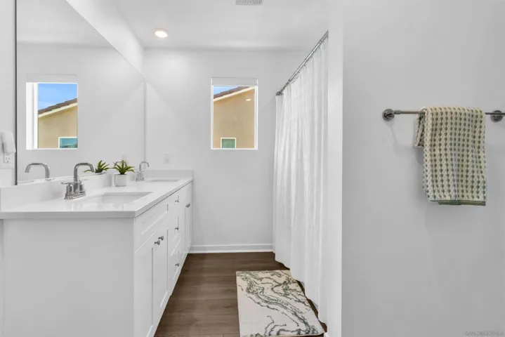34470 Sakura, French Valley, California 92596