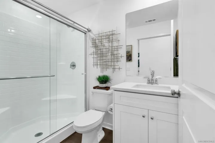 34470 Sakura, French Valley, California 92596