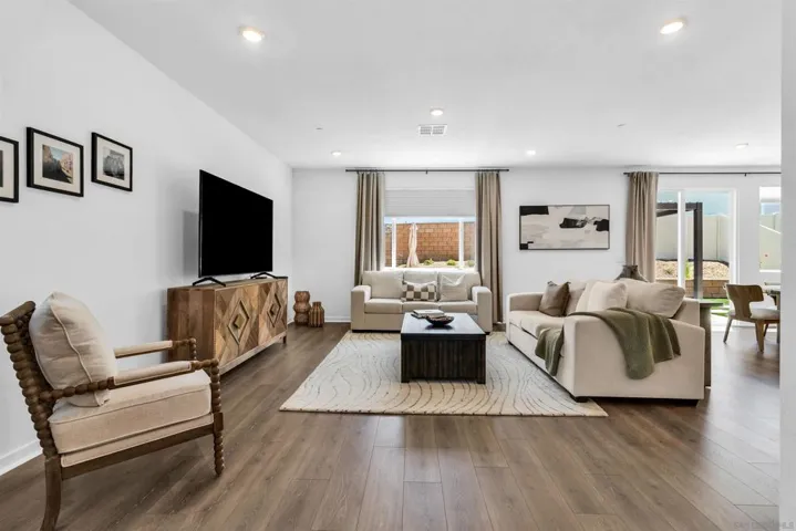 34470 Sakura, French Valley, California 92596