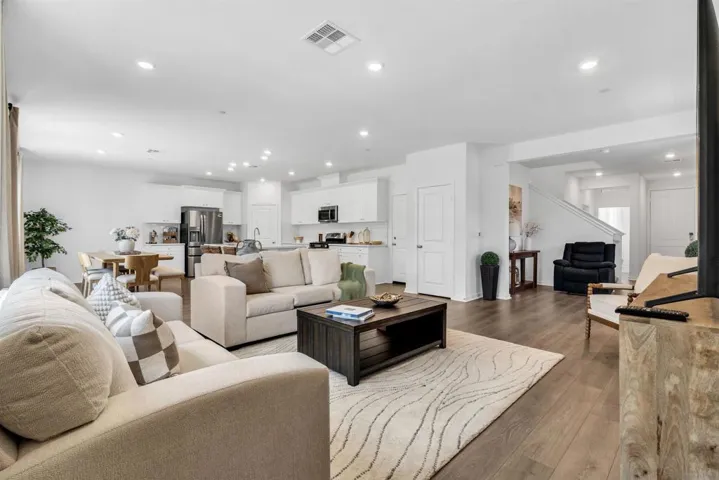 34470 Sakura, French Valley, California 92596