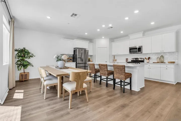 34470 Sakura, French Valley, California 92596