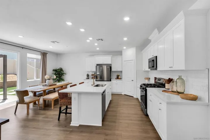 34470 Sakura, French Valley, California 92596
