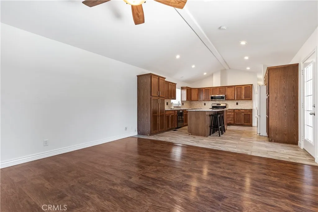 Open style floor plan with recessed lighting