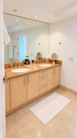 13650 Marina Pointe Drive 1708, Marina Del Rey, California 90292