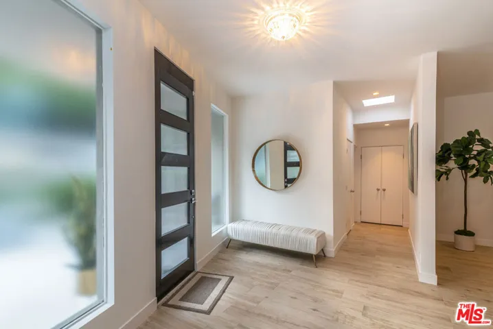 1922 N Beverly Drive, Beverly Hills, California 90210