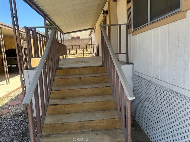 3663 Buchanan 13, Riverside, California 92503