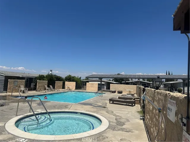 3663 Buchanan 13, Riverside, California 92503