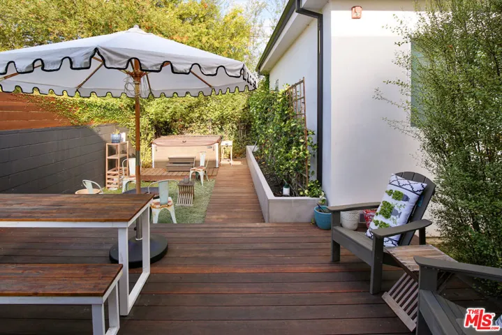 8501 Belford Avenue, Los Angeles, California 90045