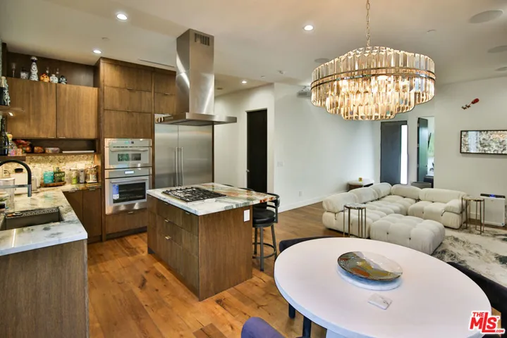 8501 Belford Avenue, Los Angeles, California 90045