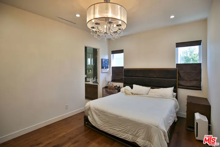 8501 Belford Avenue, Los Angeles, California 90045