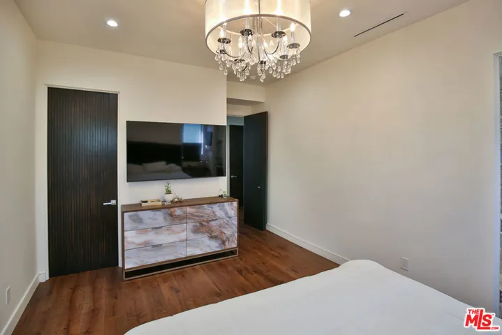 8501 Belford Avenue, Los Angeles, California 90045