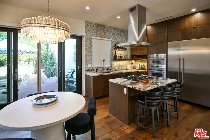 8501 Belford Avenue, Los Angeles, California 90045
