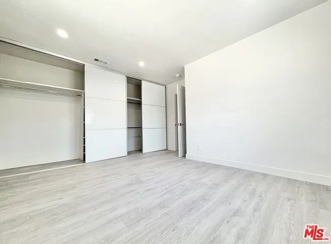 1118 S Holt Avenue 3, Los Angeles, California 90035